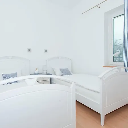 Apartament Marina *