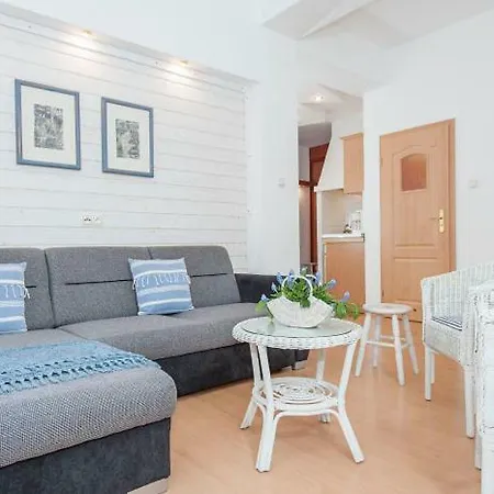 Apartament Marina אוסטקה